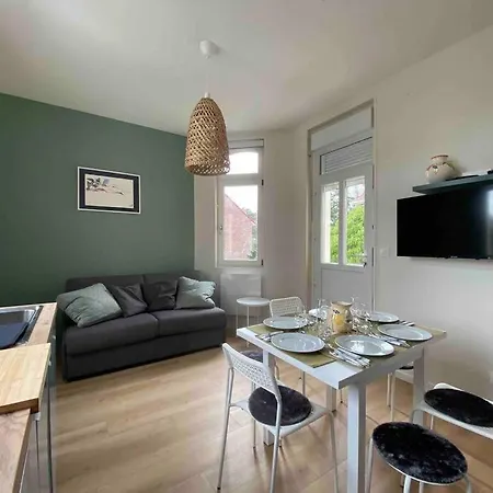 Superbe Avec Chambre, Proche Appartement *
